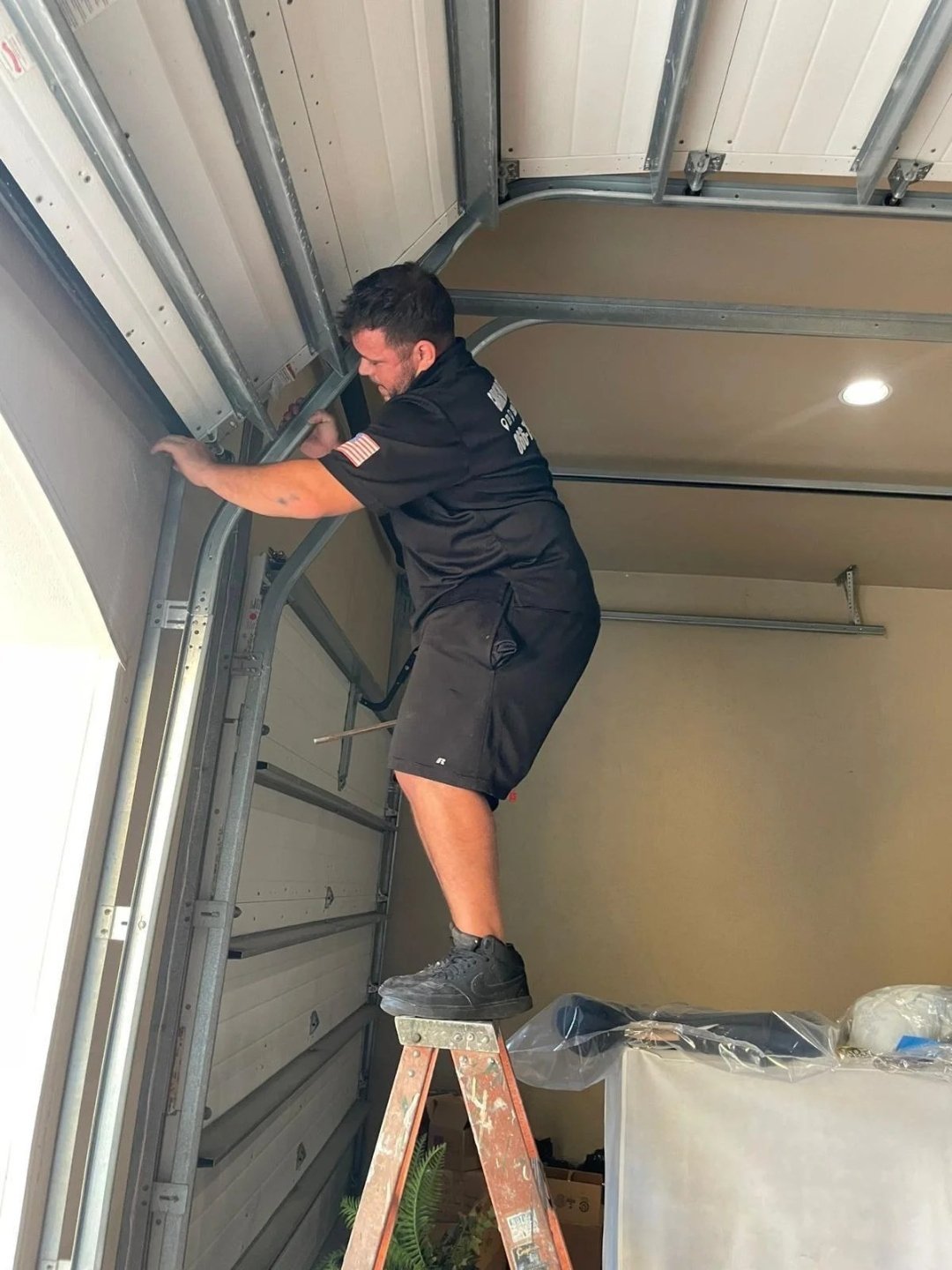 Garage Door Panel Replacement work on a garage door